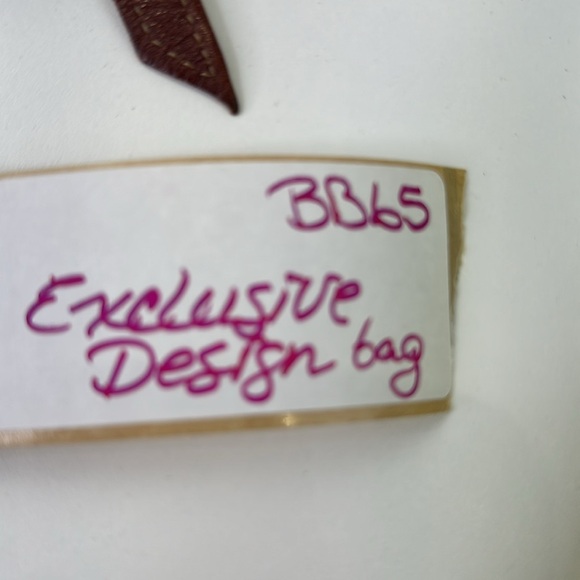 Exclusive Design Tan Leather Backpack - Picture 9 of 9